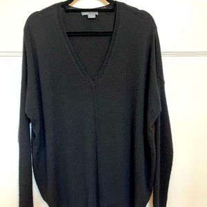 Vince cashmere v neck knit